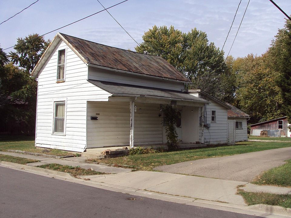 1st image of 124 W Elm St
