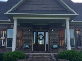 226 Joy Ln, Lexington, TN 38351