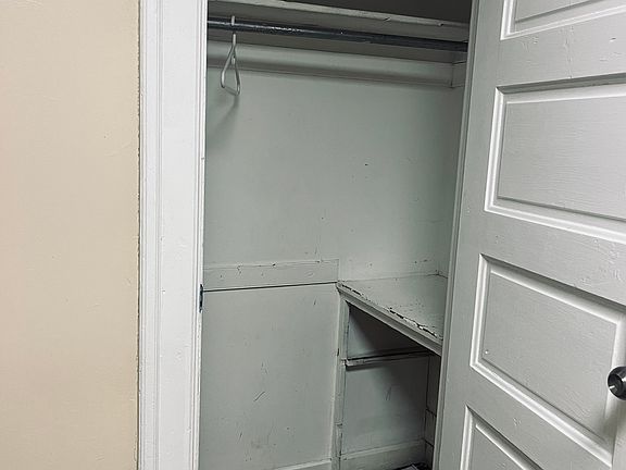 3rd image of 1131 Ellicott St #1