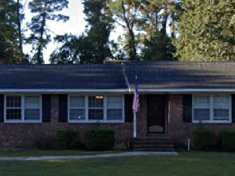 4906 Oriole Dr — Photo 2
