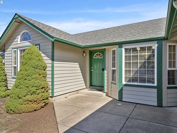 4th image of 2362 Loch Dr