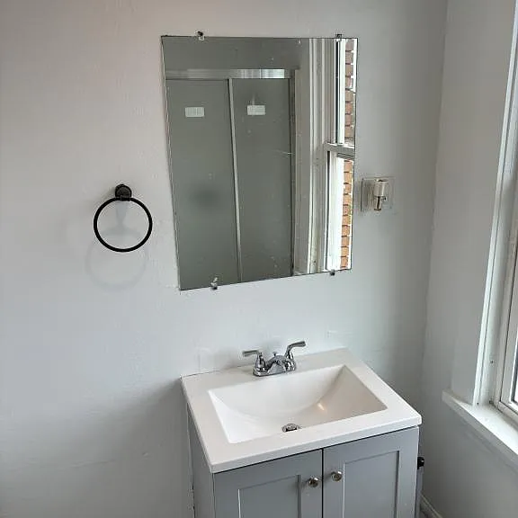640 Pine St — Photo 11