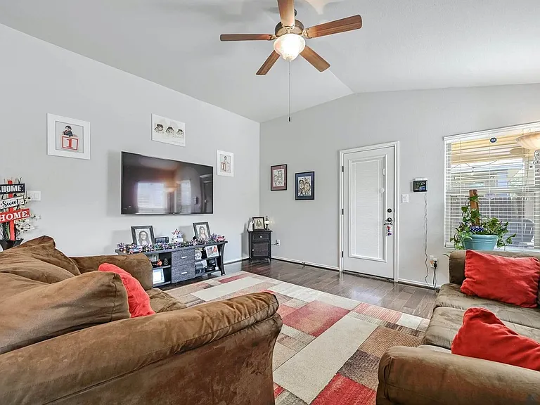 108 Brockston Dr — Photo 15