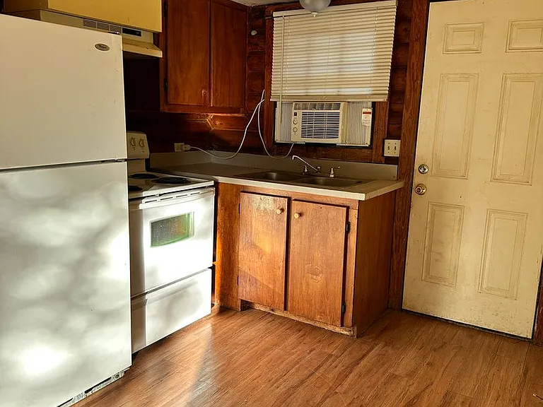 234 San Angelo St — Photo 2