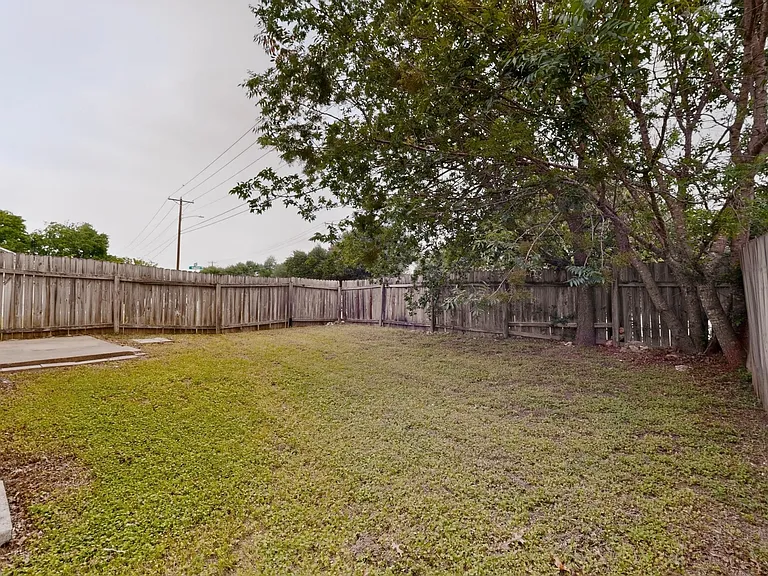 1115 Woodlief Trl — Photo 35