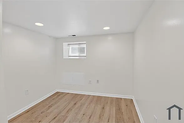 141 Uhland Ter NE #B — Photo 6