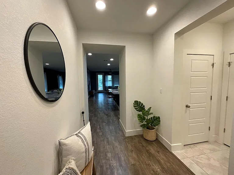 624 Golden Glory Rd — Photo 4