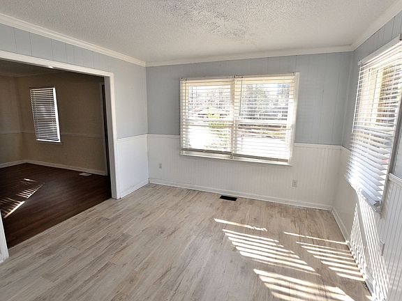 5th image of 1704 Cherry St