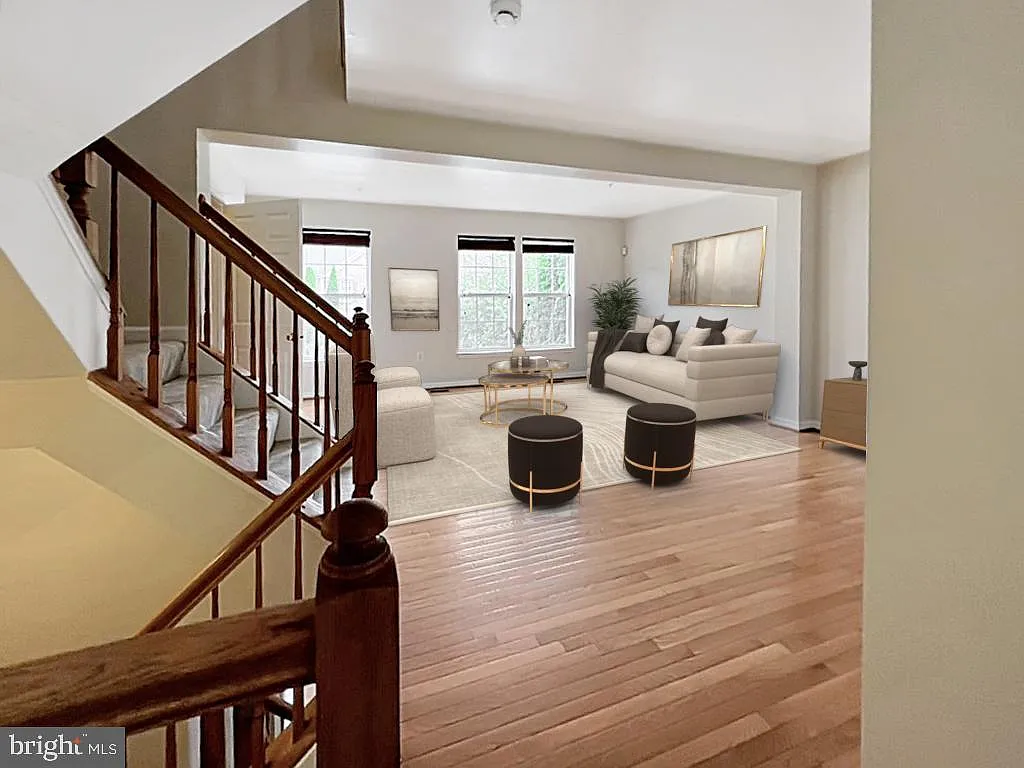 3 bed, 4.0 bath, 1540 sqft, $2,850 — Photo 2