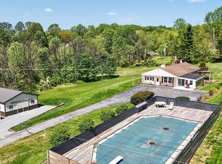 358 Lammey Rd, Honey Brook, PA 19344