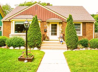 1908 S 17th St, Sheboygan, WI 53081