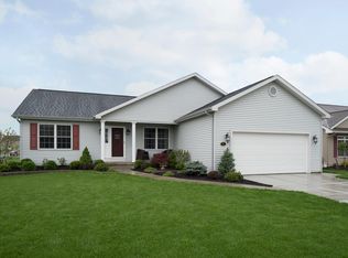 2 Louise Dr, West Seneca, NY 14224