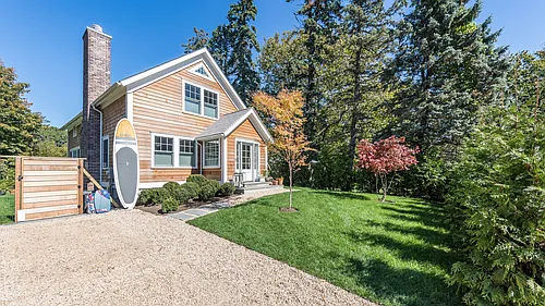 71 Franklin Ave Photo 1