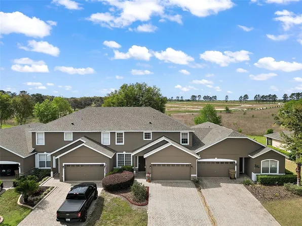 23936 Sardinia Dr, Sorrento, FL 32776