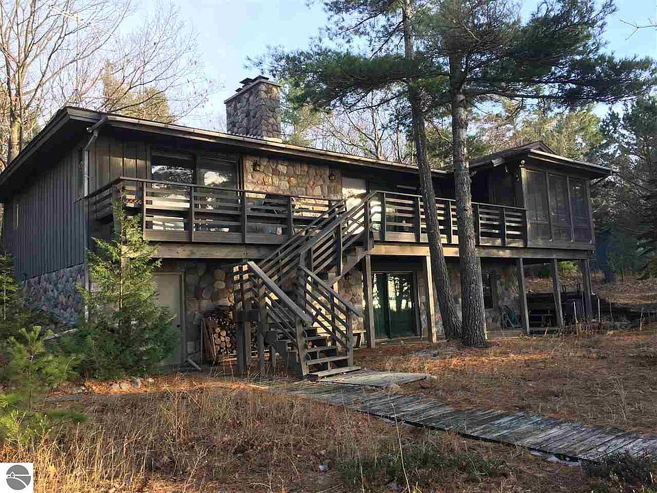 1st image of 4488 Juniper Dr