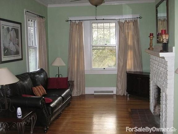 3rd image of 51 Wedgewood Dr