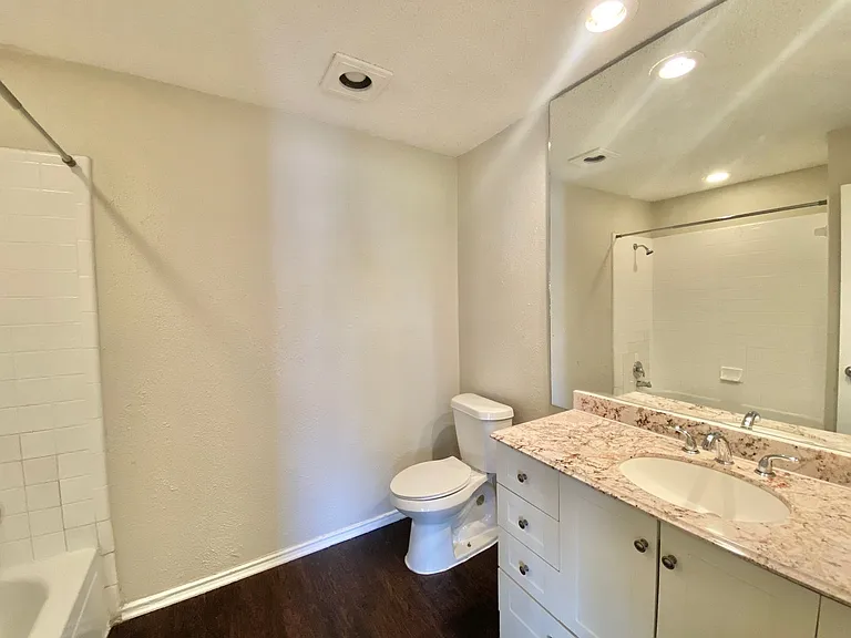 2202 Prairie Creek Trl — Photo 28