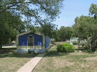 401 E Travis Ave, Mart, TX 76664