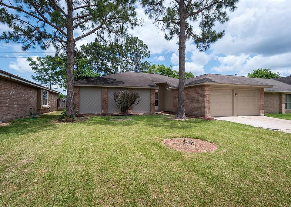 1st image of 1831 Fresh Meadow Dr