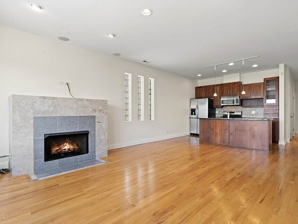 2nd image of 1257 E 46th St Unit 301E