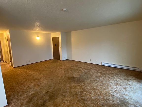 5th image of 855 Monterey Ave APT H