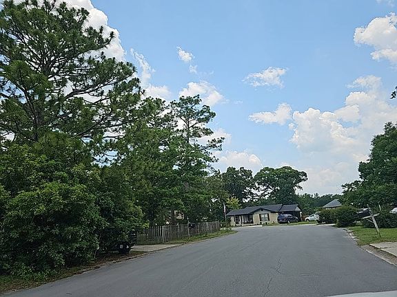 4th image of 6621 Vaughn Rd