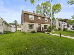 3251 S 45th St, Milwaukee, WI 53219
