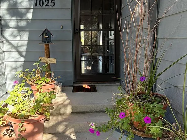 1025 Surrey Ct, Casper, WY 82609