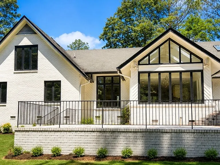 2900 Middlesex Rd — Photo 3