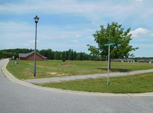 1 Appleberry Ct, Roanoke Rapids, NC 27870