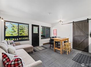 223 Hyak Dr E #622, Snoqualmie Pass, WA 98068