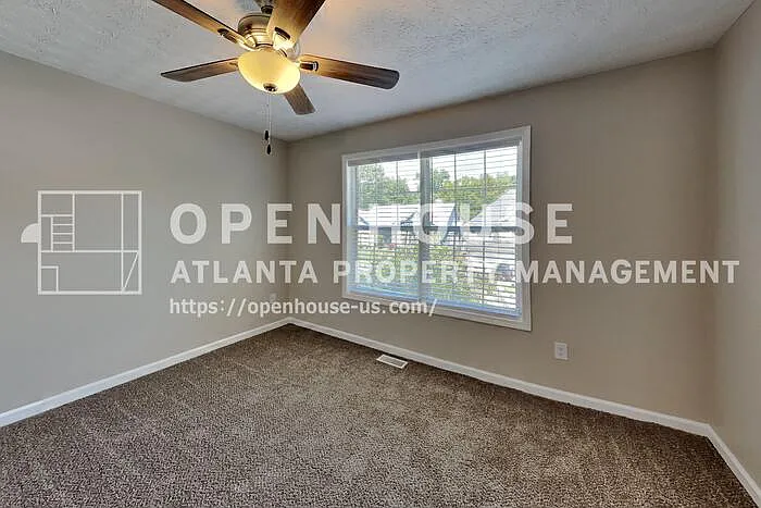 1400 Stampmill Way — Photo 15