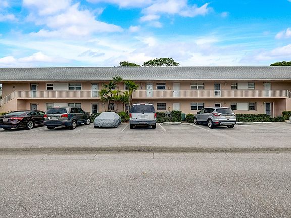 3rd image of 18081 SE Country Club Drive #72