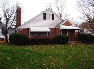 3802 Woodmont Rd, Toledo, OH 43613