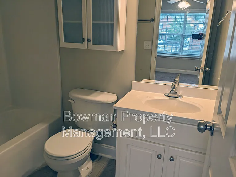 460 Barnett Shoals Rd #F3 — Photo 16
