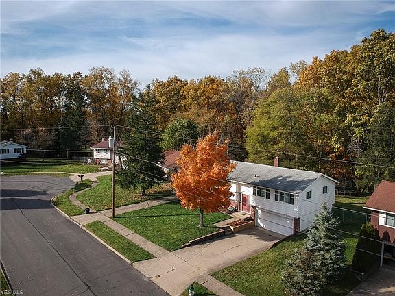 2nd image of 295 Washington Dr