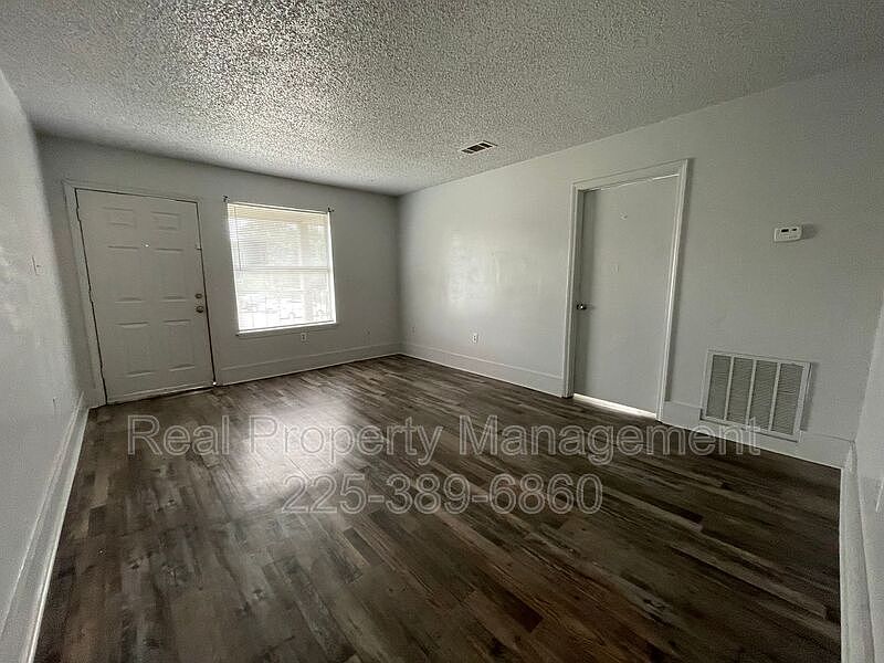 1005 Shilo Dr Baker LA Zillow