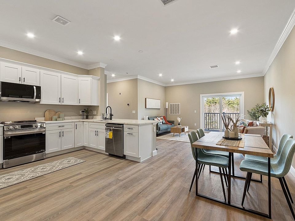 1st image of 10100 S Willow Street #102