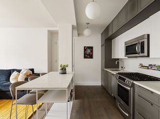 416 W 52nd St APT 713, New York, NY 10019