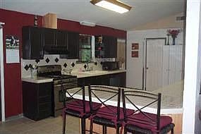 1st image of 334 Hickorywood Dr