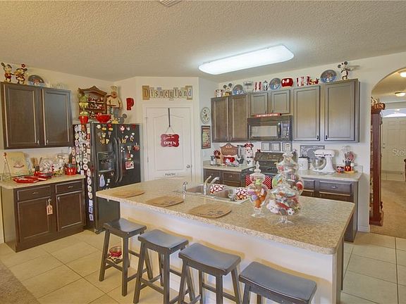 5th image of 320 Nova Dr