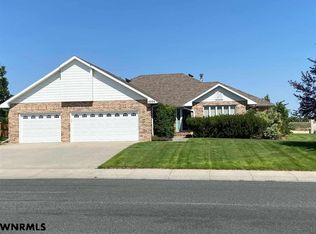 3025 12th Ave, Scottsbluff, NE 69361