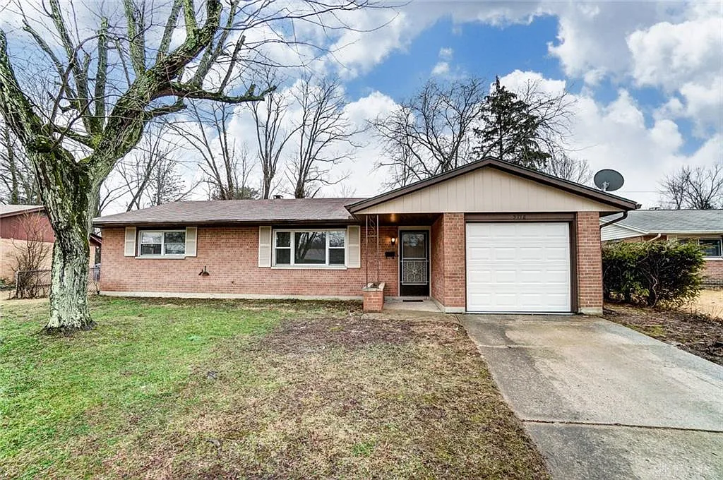 5718 Lily Ln photo 1