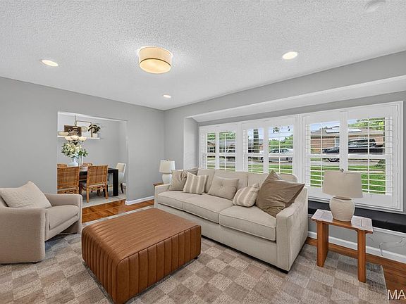 5th image of 5738 Lost Brook Ct