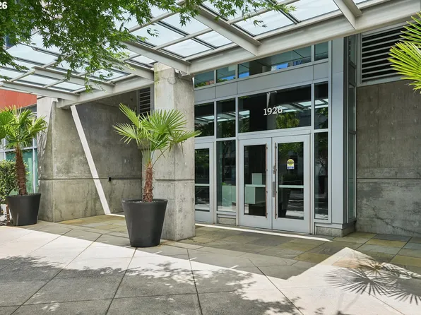 1926 W Burnside St Unit 1210, Portland, OR 97209