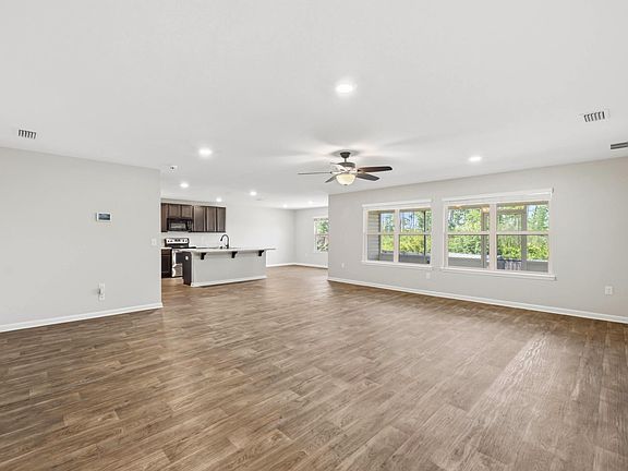 3rd image of 3927 Alva Thomas Rd