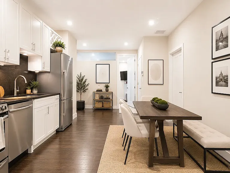 423 West St #1L — Photo 2