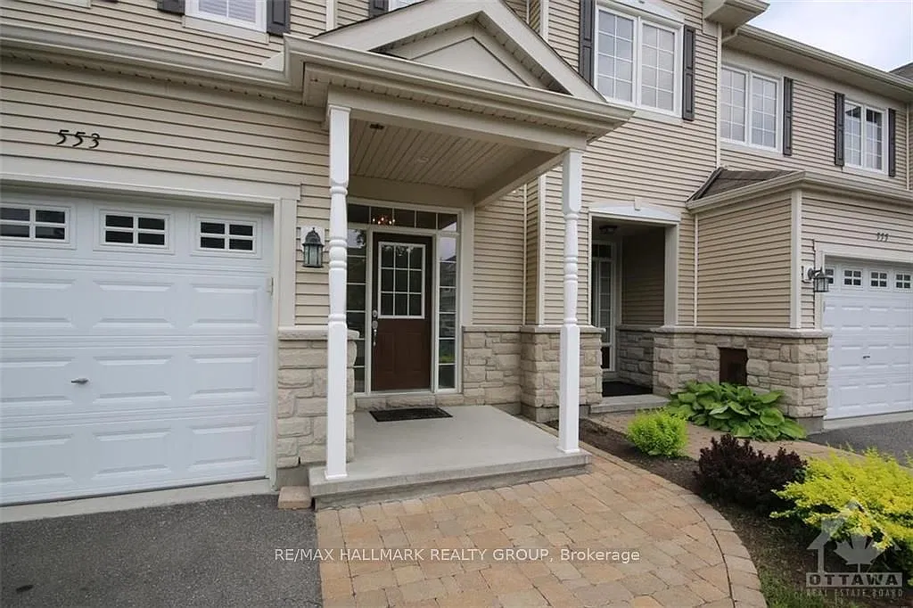 3 bed, $2,550 — Photo 1