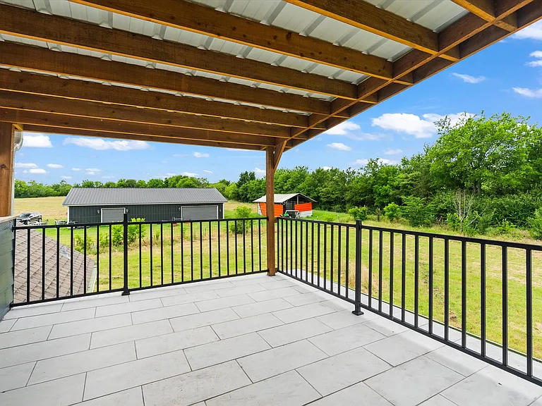 6131 Hartlee Field Rd — Photo 36