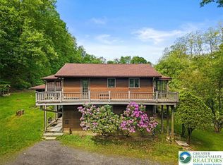 927 Hickory Valley Rd, Stroudsburg, PA 18360